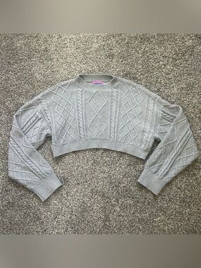 Edikted Kasey Cable Knit Cropped Sweater